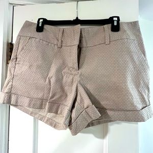 High waisted cream patterned shorts